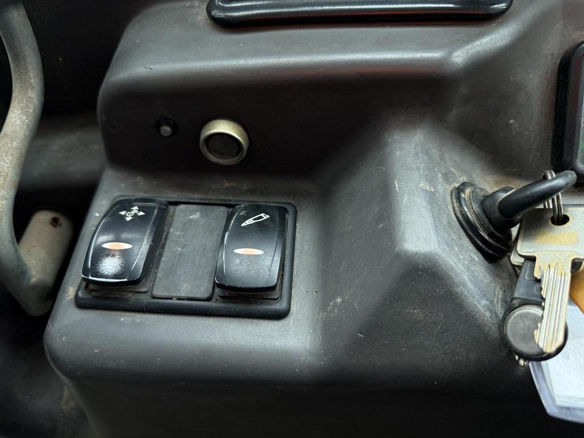 Used Volvo EC18D 1.8t Mini Excavator