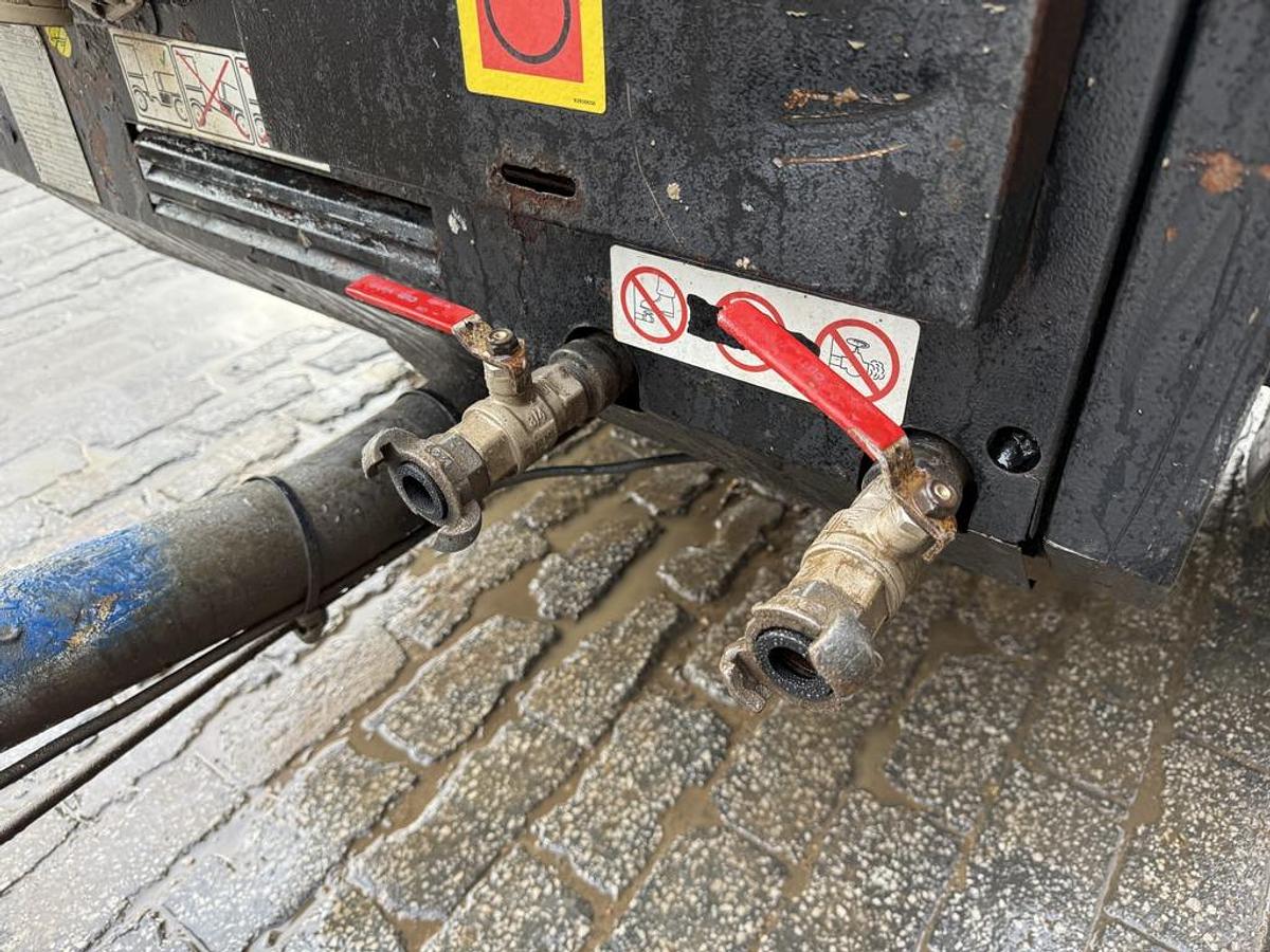 Used Doosan 7/41 4 m3/min Compressor with Generator