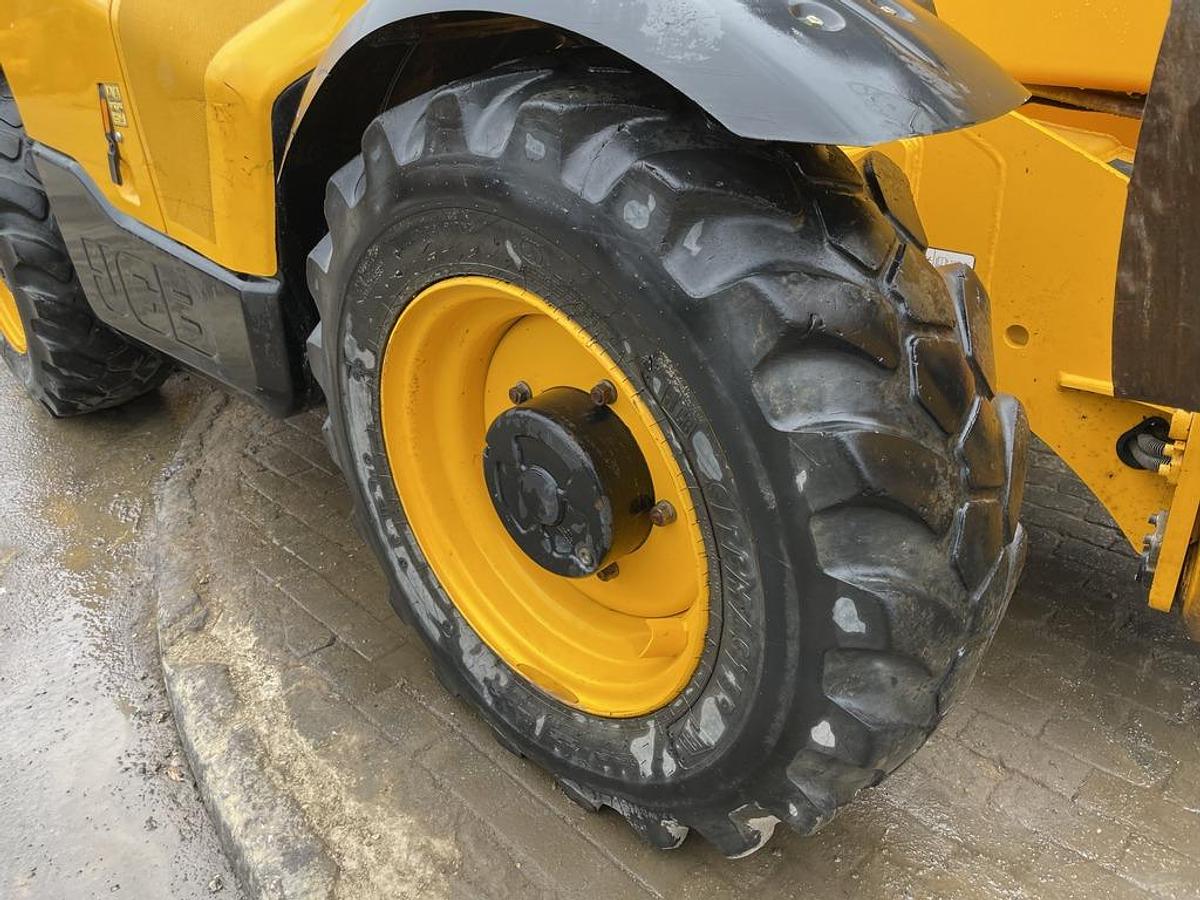 Used JCB 540-140 14m Telehandler