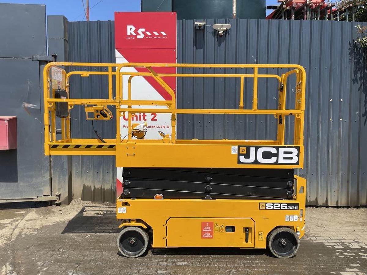 Used JCB S2632E 10m Electric Scissor Lift