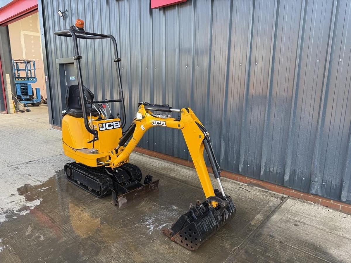 Used JCB 8008 CTS 1t Micro Excavator
