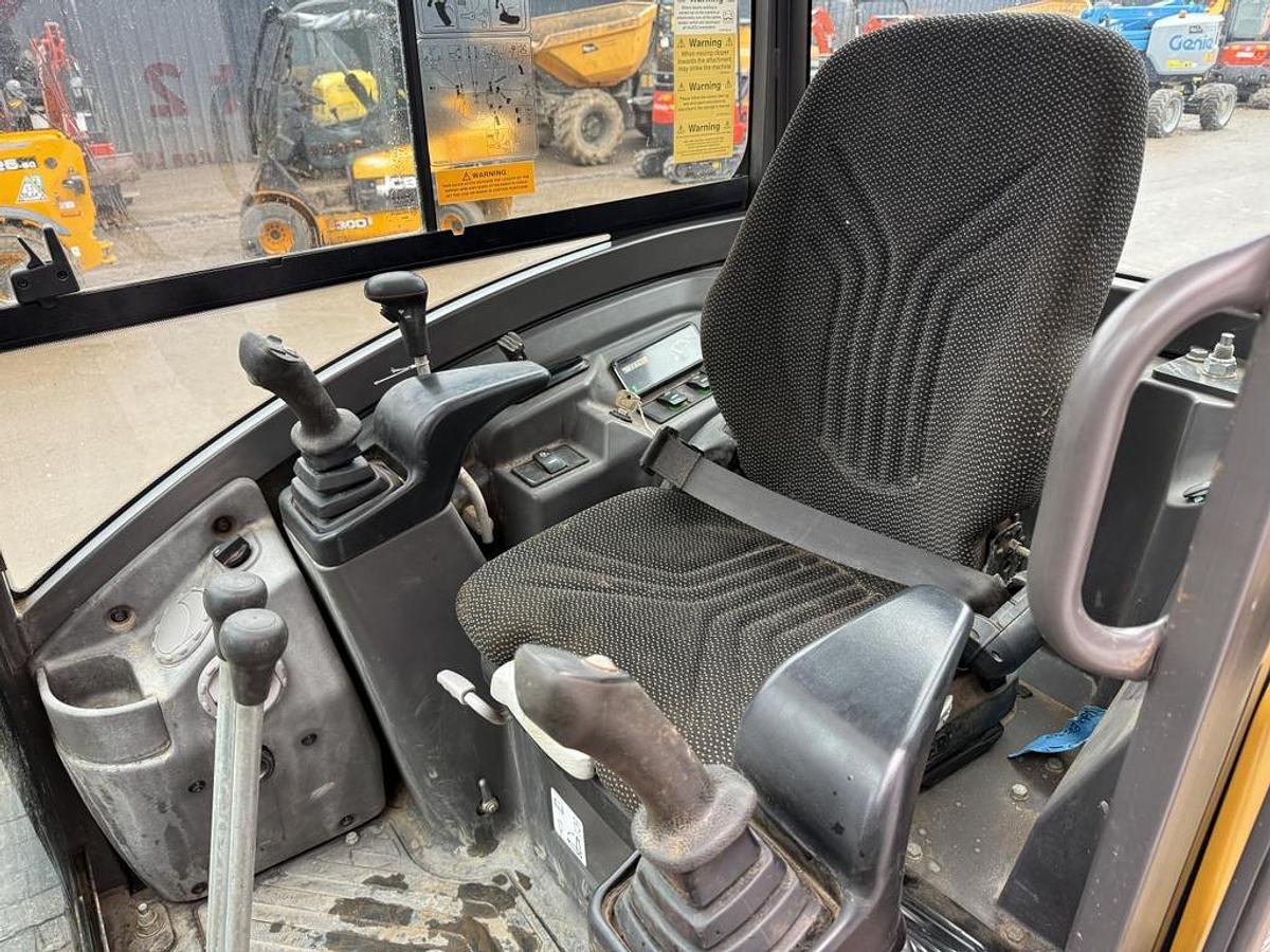 Used Volvo ECR25D 2.5t Mini Excavator