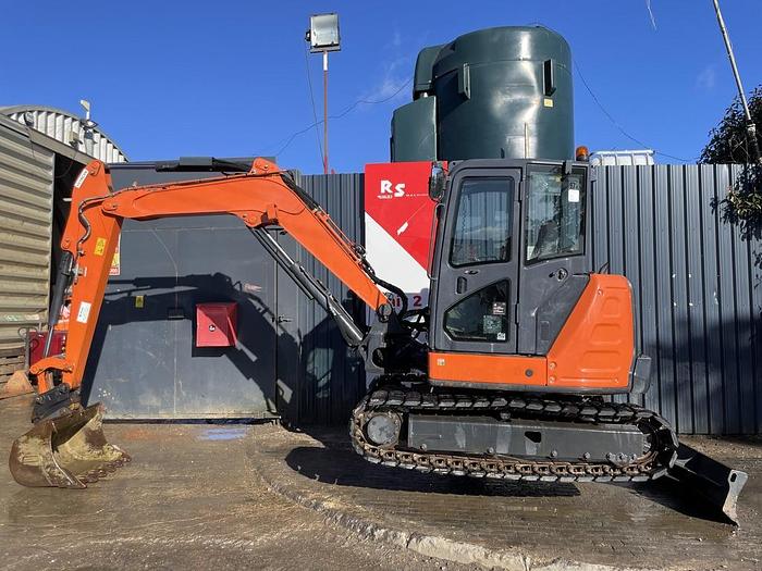Used HITACHI ZX65