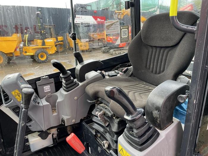 Used Kubota KX027-4 2.7t Mini Excavator