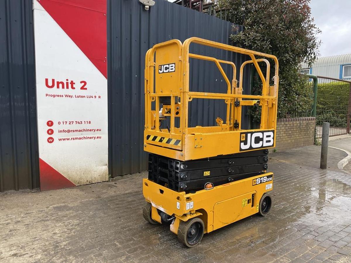 Used JCB S1930E 8m Electric Scissor Lift