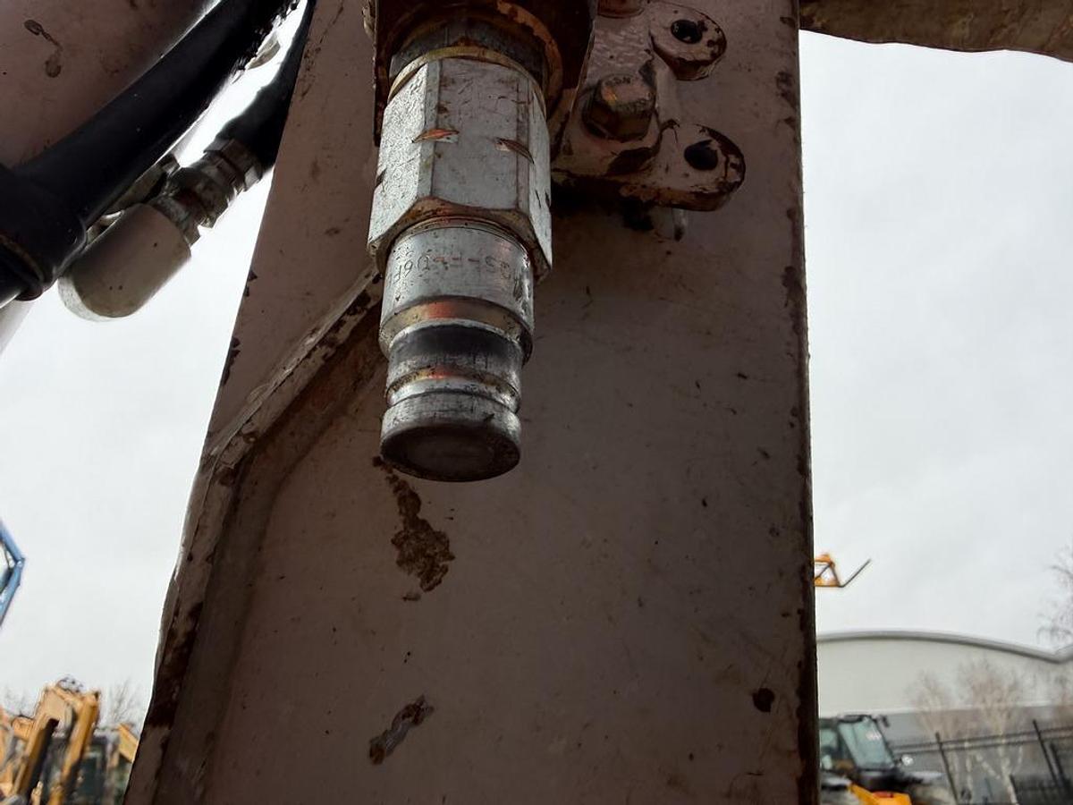 Used Takeuchi TB215R 1.6t Mini Excavator