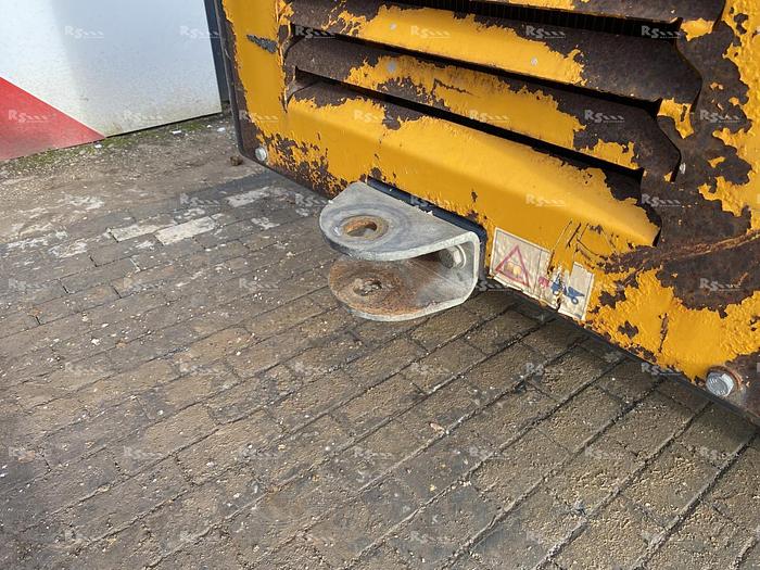 Used THWAITES 3 TONNE