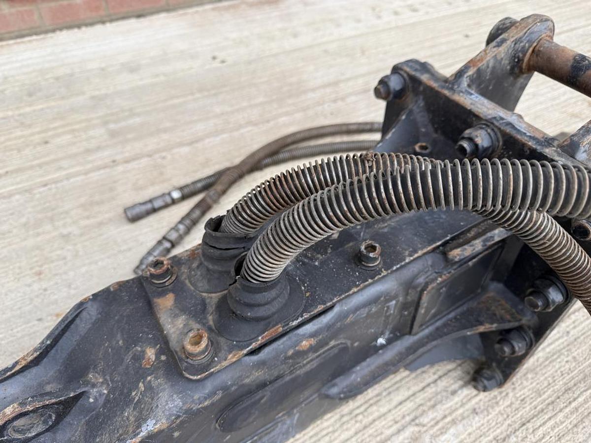 Used OKB 150 1,0 - 3,5 t Hydraulic Breaker