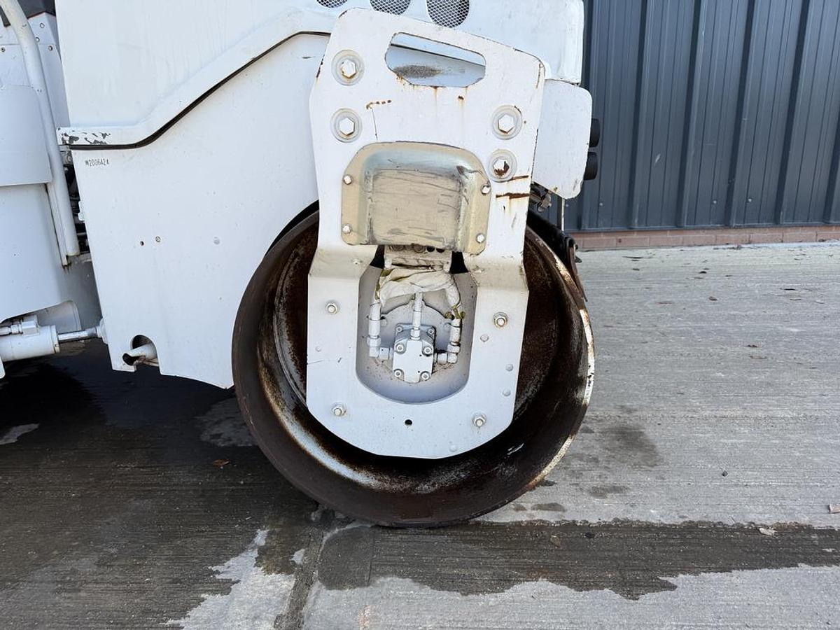 Used Hamm HD 12 VV 3t Roller