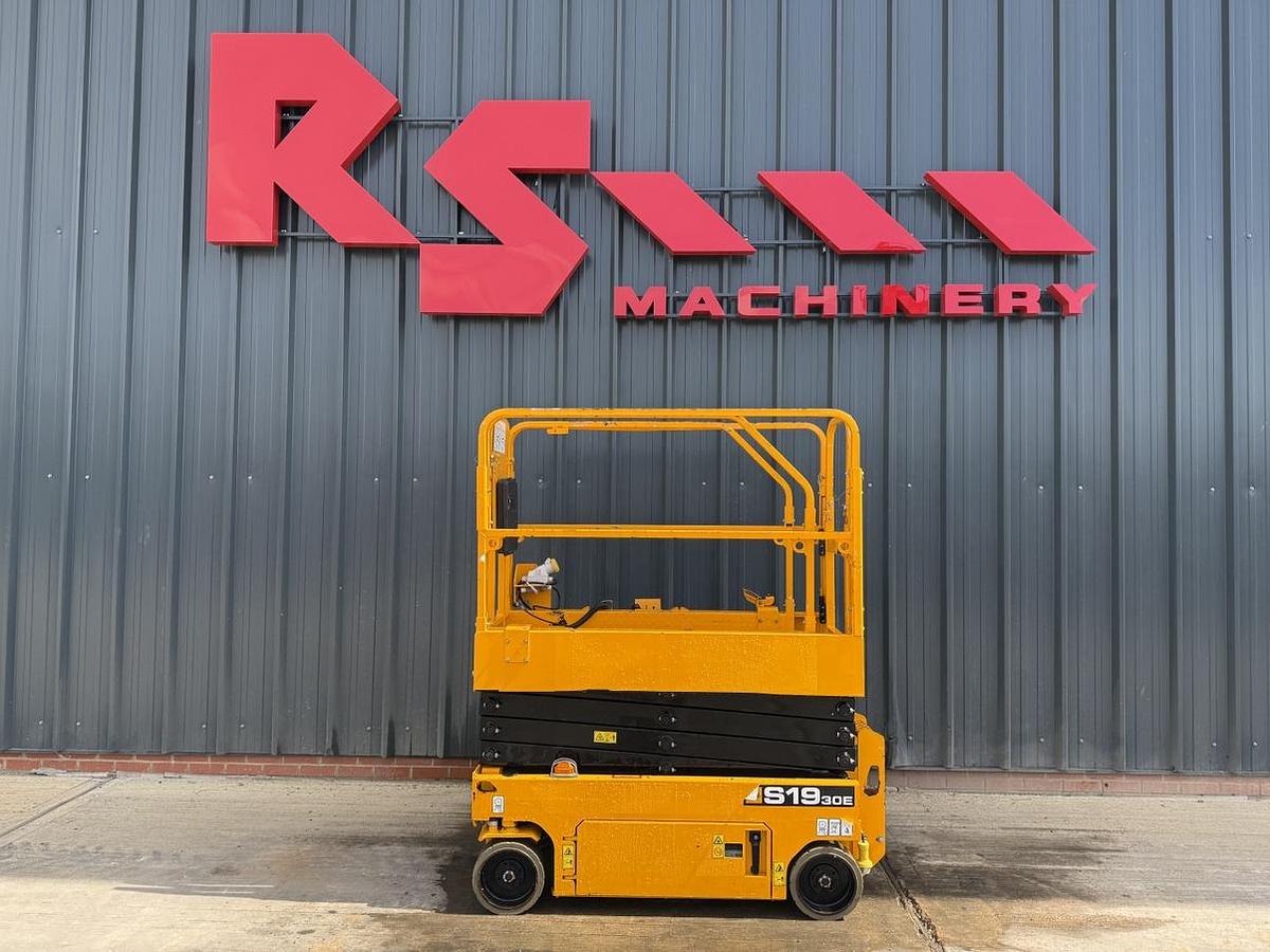 Used 2022 JCB S1930E