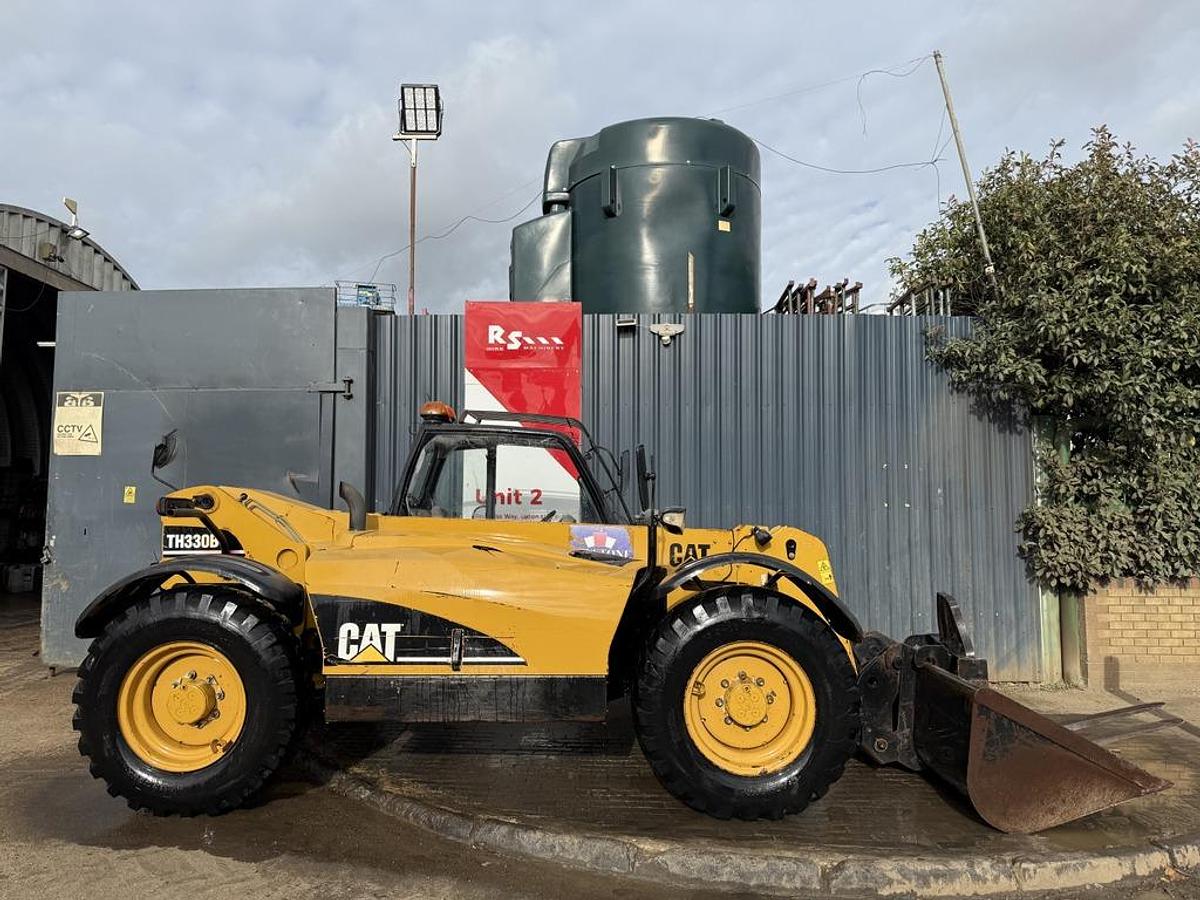 Used Caterpillar TH330B 7m Telehandler