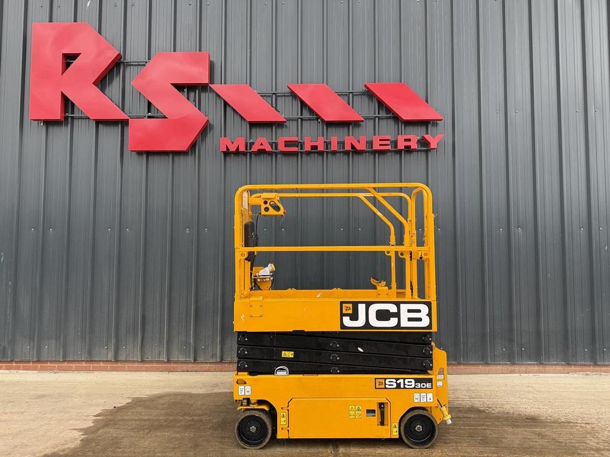 Used JCB S1930E 8m Electric Scissor Lift