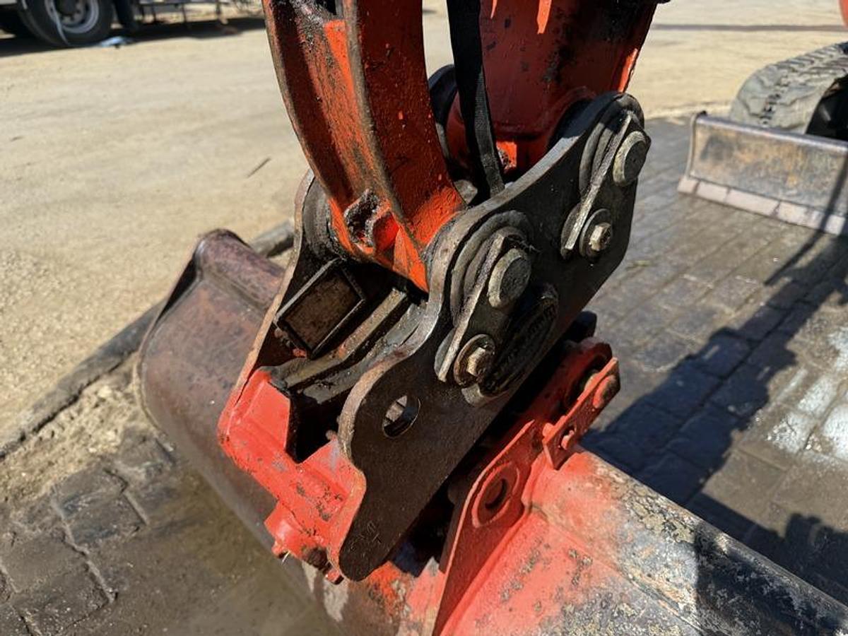 Used KUBOTA U27-4