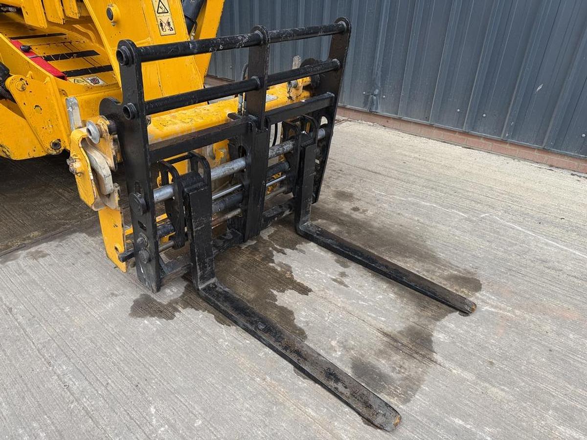 Used JCB 540-180 18m Telehandler