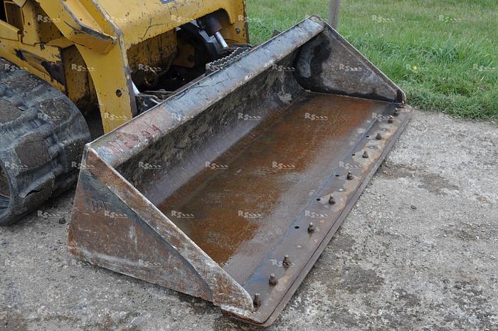 Used CATERPILLAR 279D