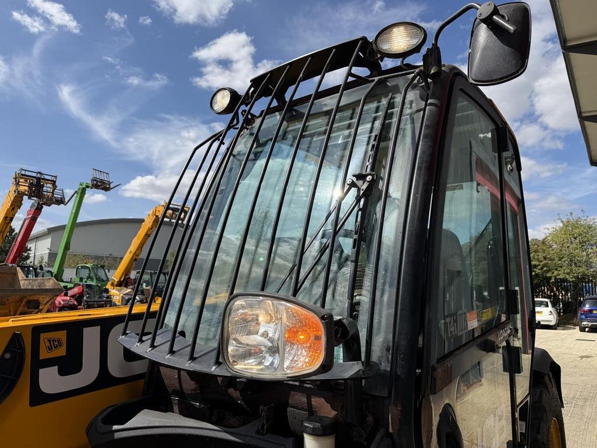 Used JCB 541-70 7m Telehandler