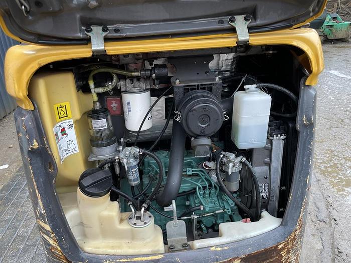 Used Volvo EC15D 1.6t Mini Excavator