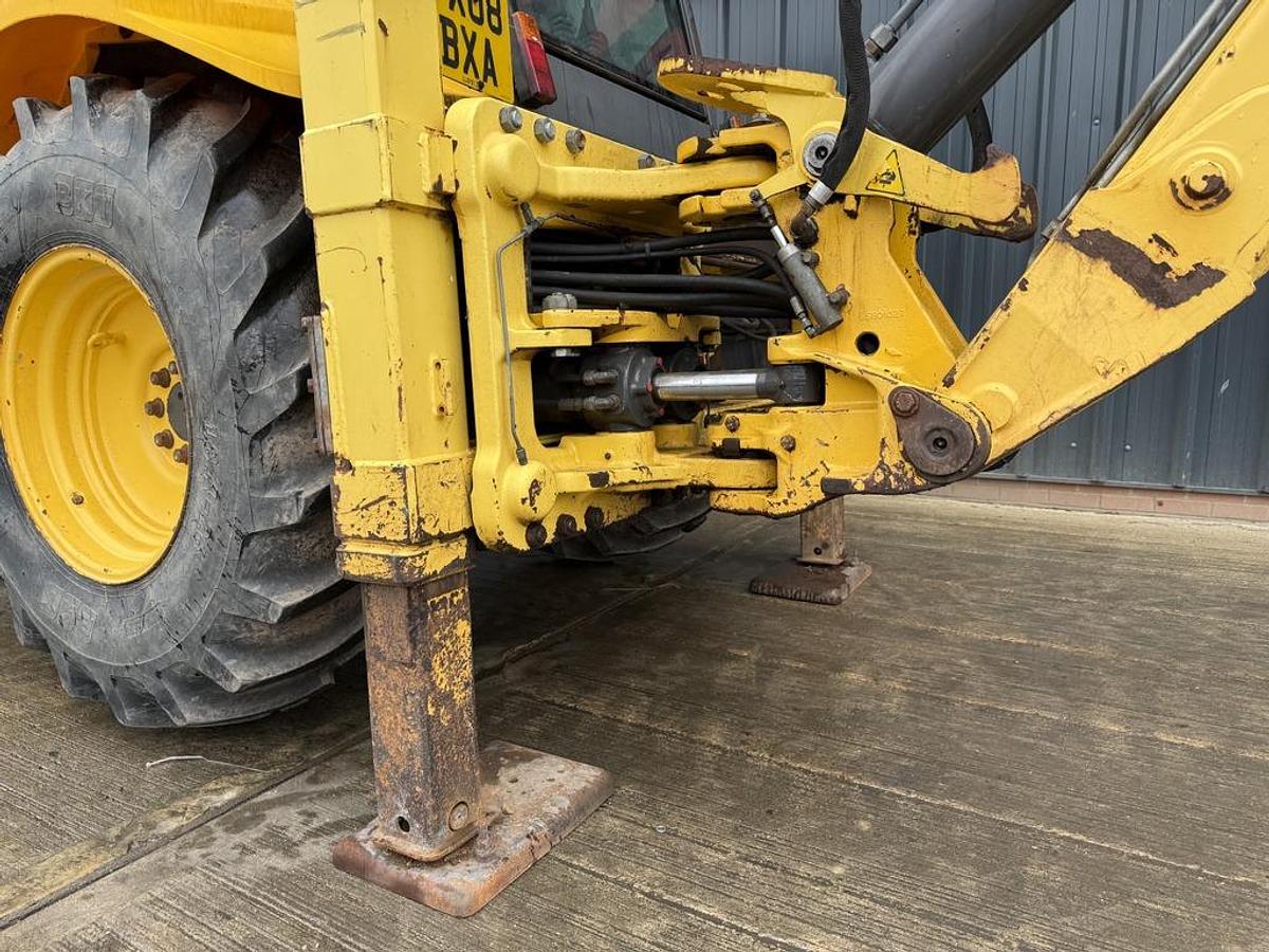 Used New Holland B110-4PT Backhoe Loader