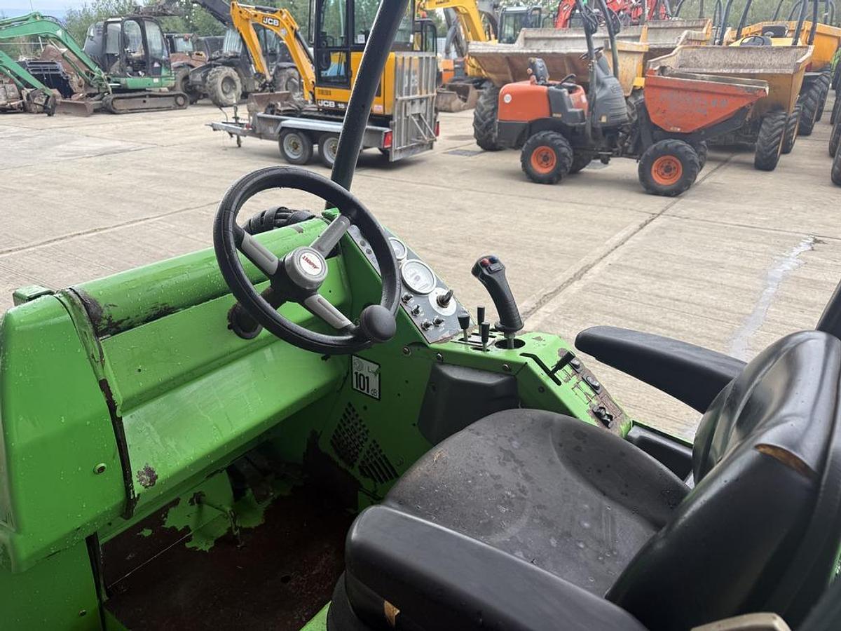 Used Avant 640 Telescopic Loader