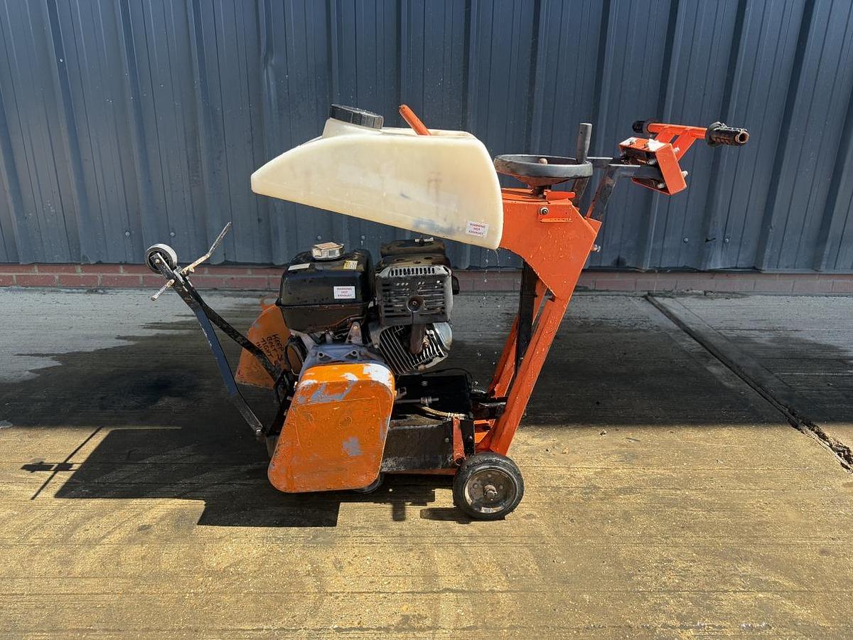 Used Norton Clipper CS451 Floor Saw