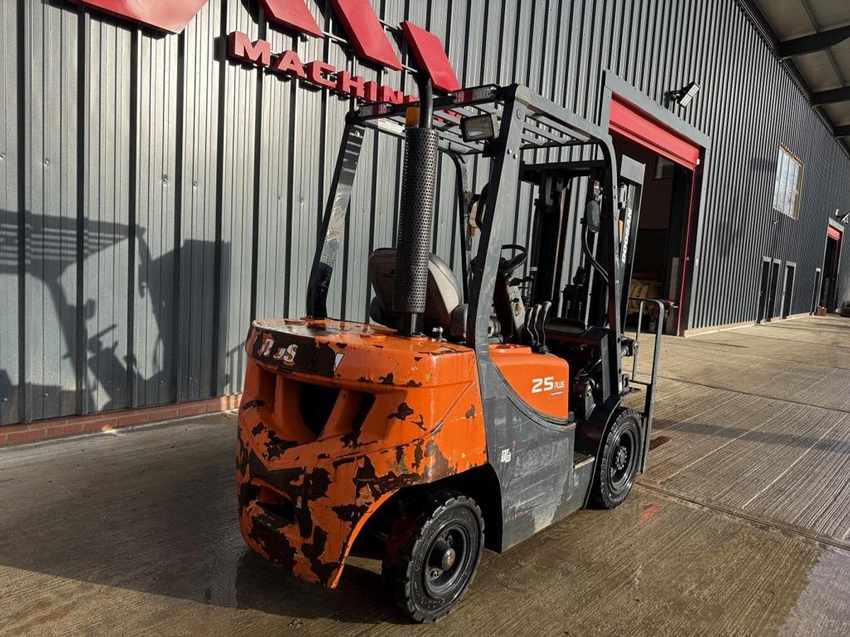 Used Doosan D25 GP 2.5t Diesel Forklift