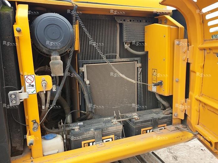 Used JCB JS130 LC