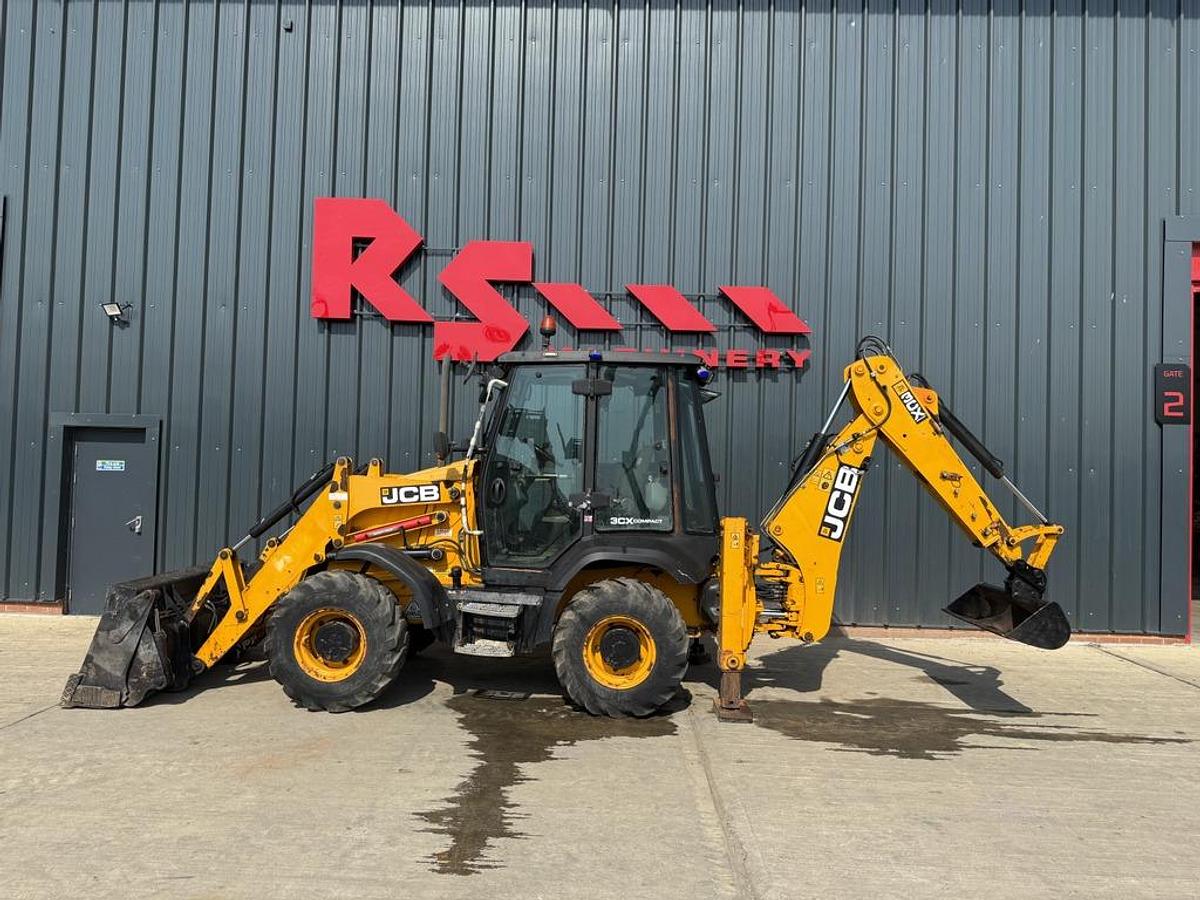 Used JCB 3CX Compact Backhoe Loader