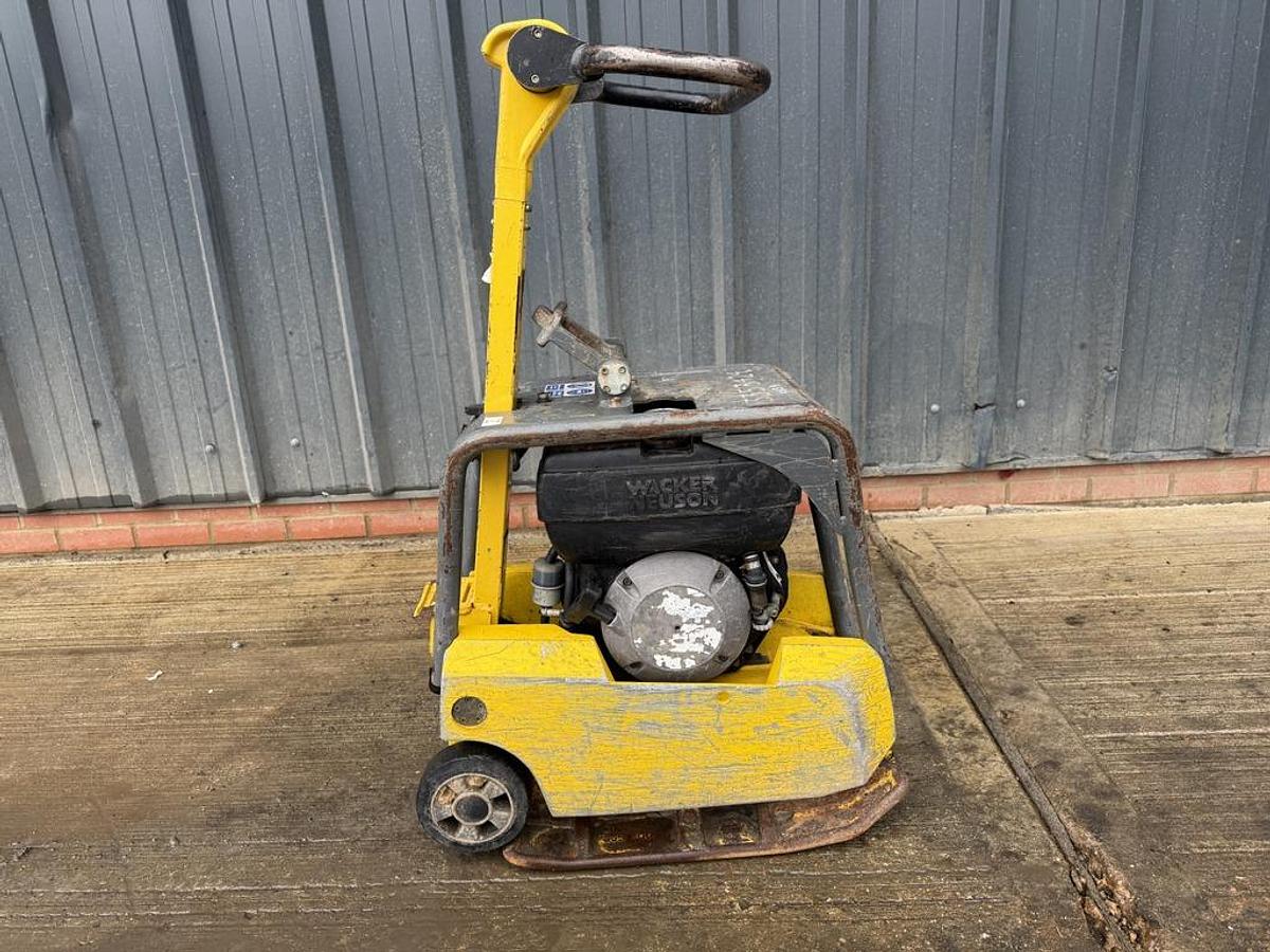 Used Wacker Neuson DPU2540H 160kg Plate Compactor