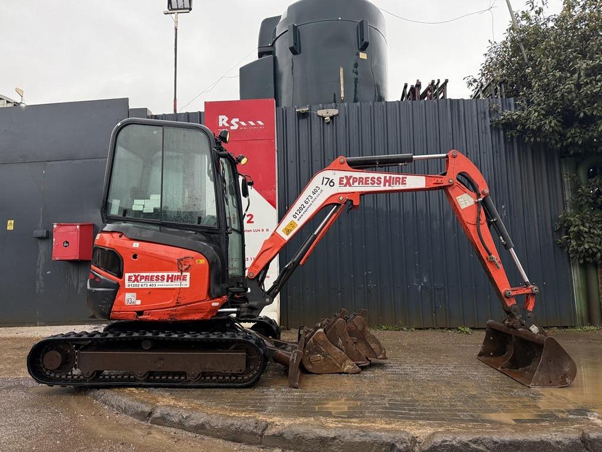 Used Kubota U27-4 2.7t Mini Excavator