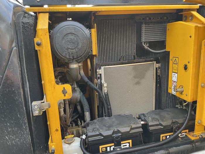 Used JCB JS130 LC+