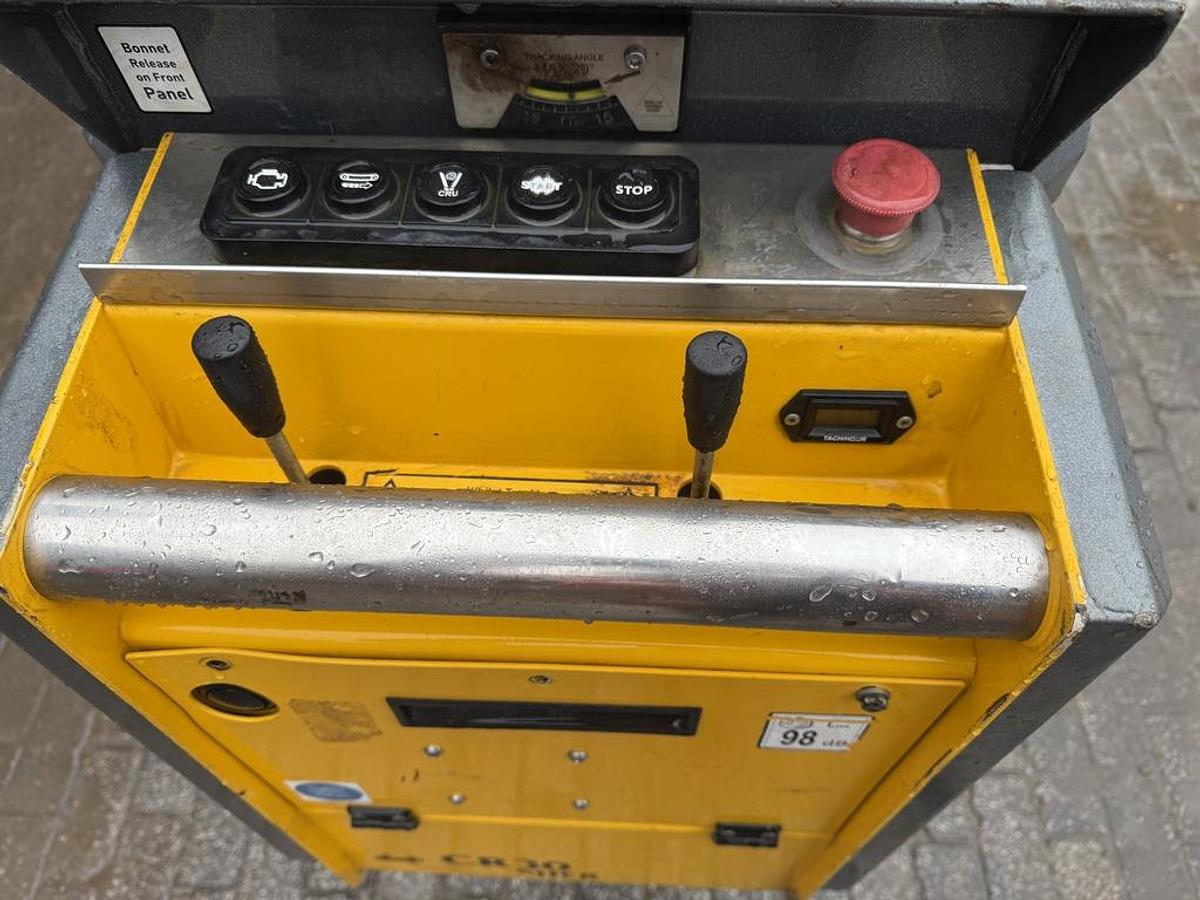 Used Dragon CR300 Tracked Mini Crusher