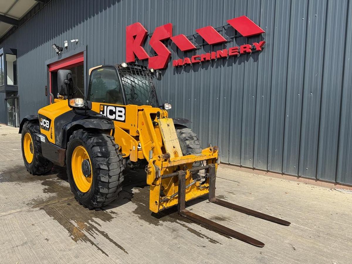 Used JCB 541-70 7m Telehandler
