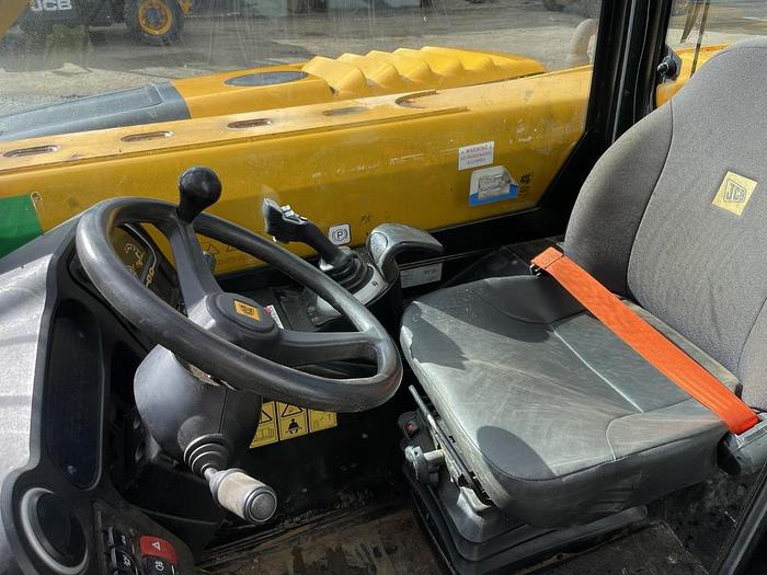 Used JCB 525-60