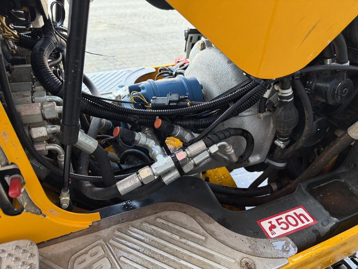 Used JCB 8008 CTS 1t Micro Excavator