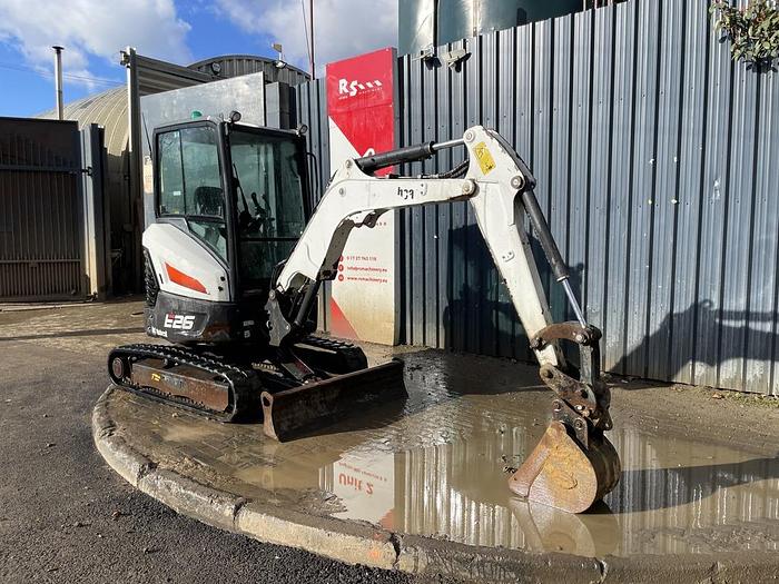 Used Bobcat E26 2.6t Mini Excavator