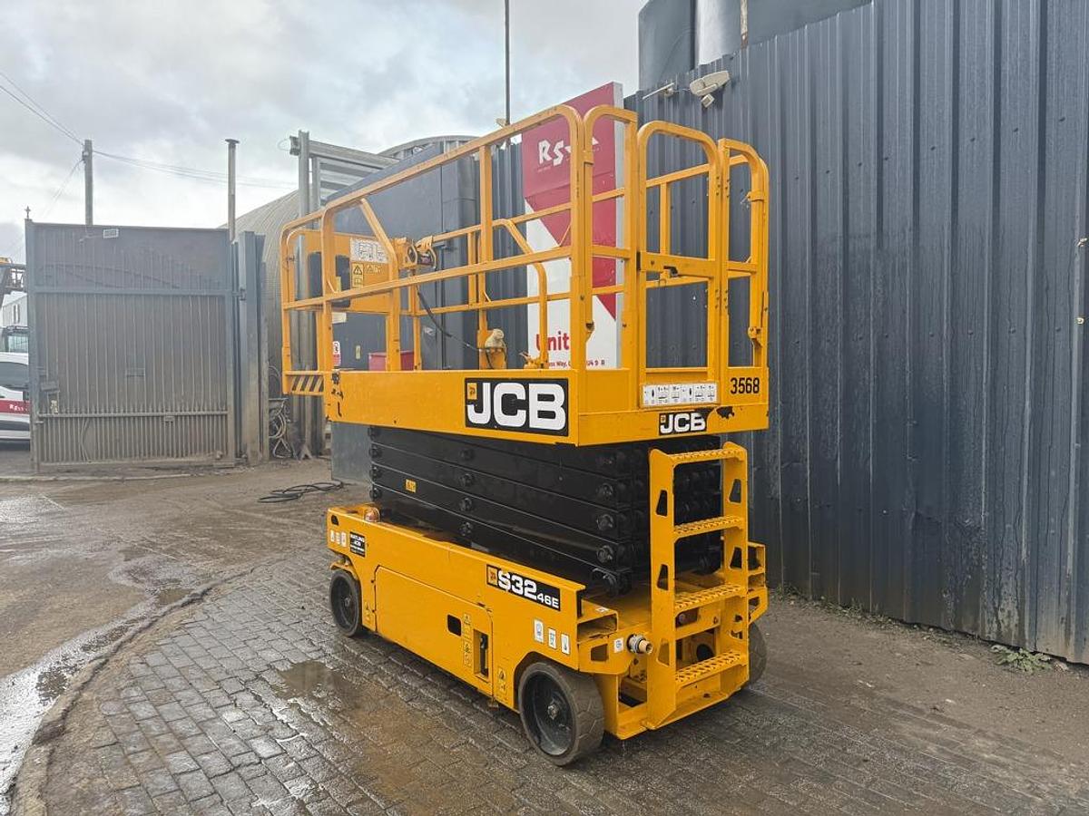 Used JCB S3246E 12m Electric Scissor Lift