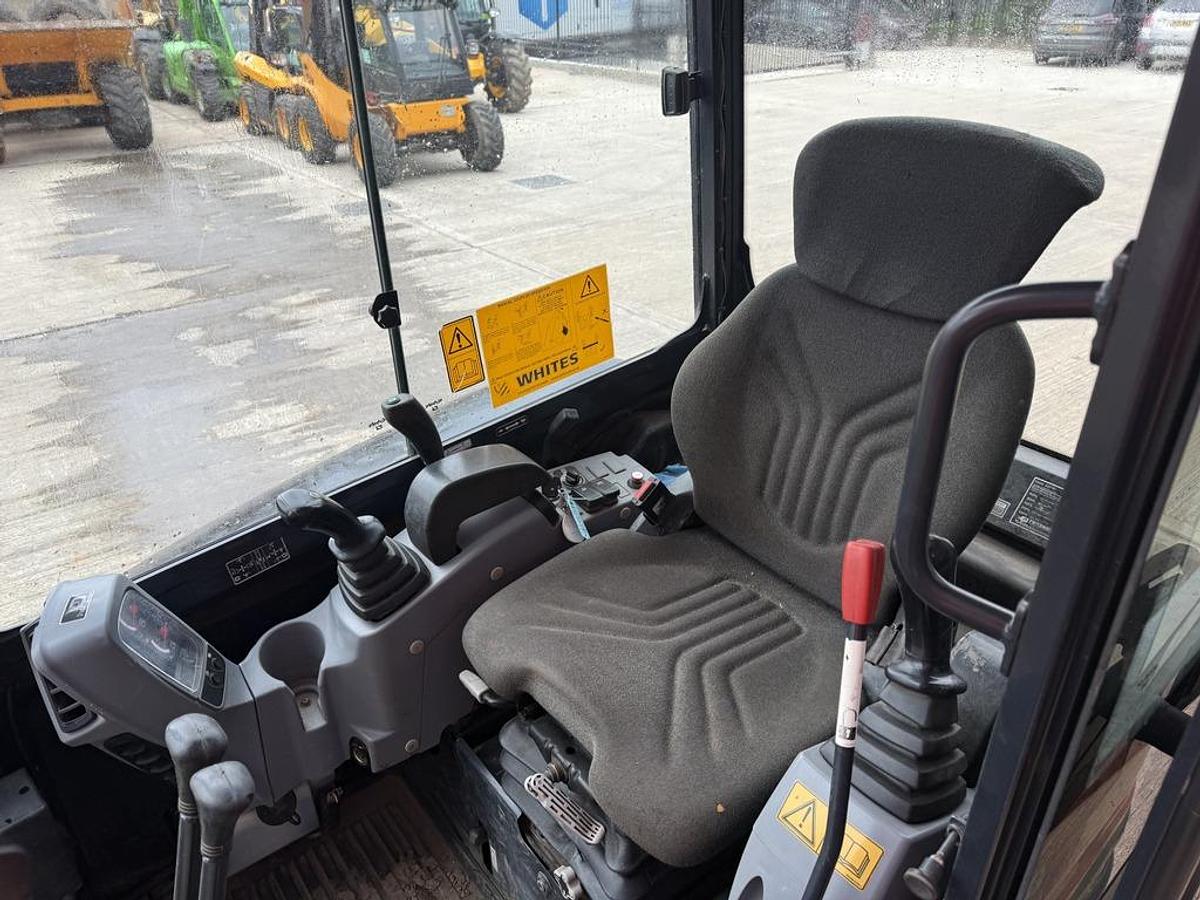 Used Kubota KX027-4 2.7t Mini Excavator