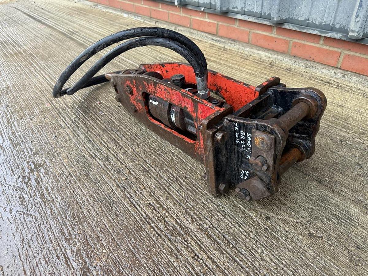 Used Sandvik BR222 1,2 - 2,4 t Hydraulic Breaker