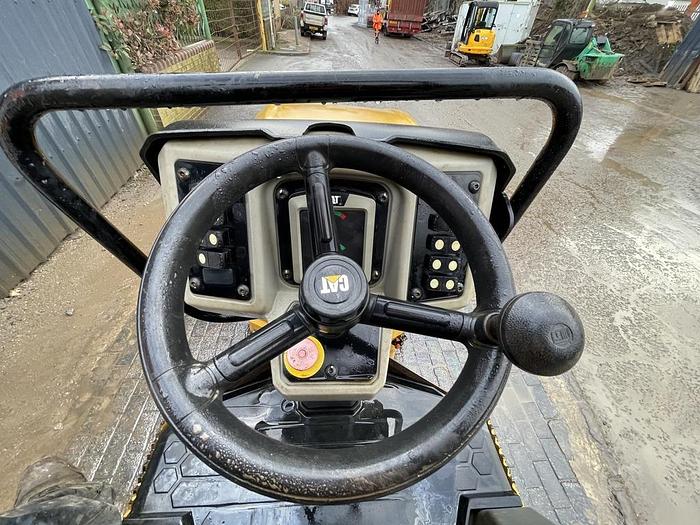 Used Caterpillar CB2.7 2.5t Roller
