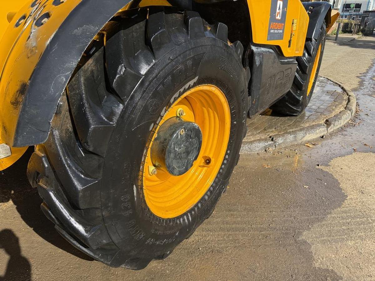 Used JCB 540-140 14m Telehandler