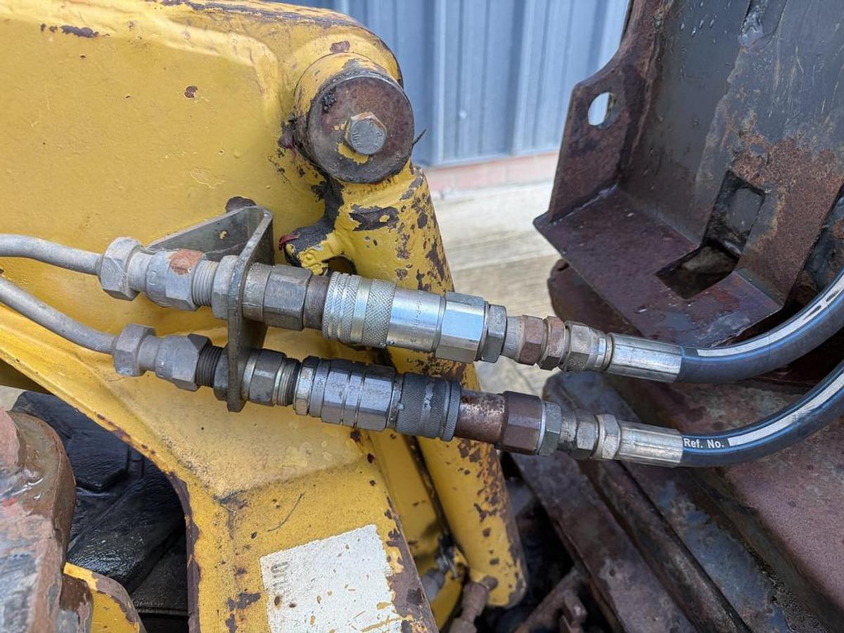 Used Komatsu SK510 Skid Steer Loader