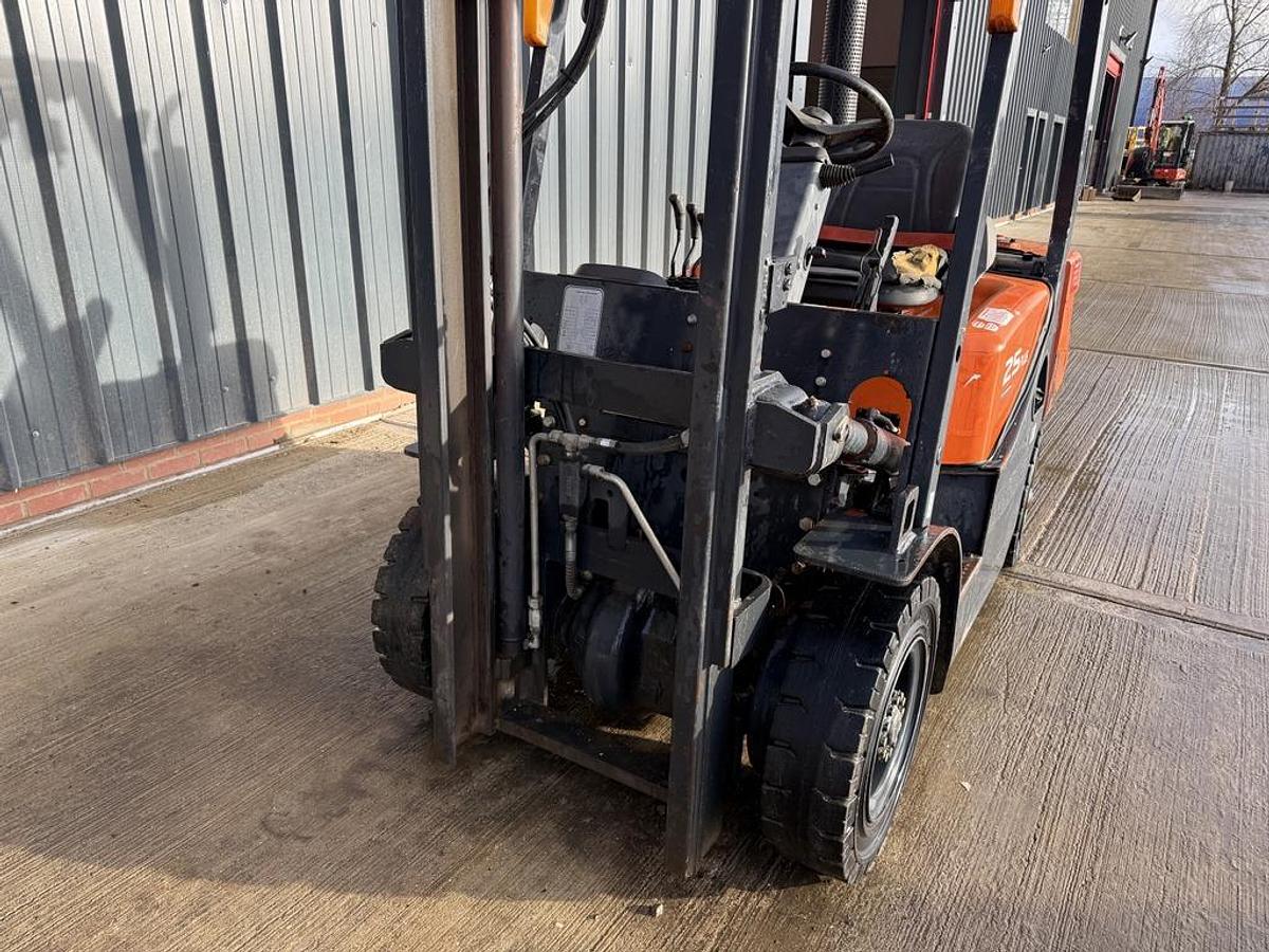 Used Doosan D25 GP 2.5t Diesel Forklift