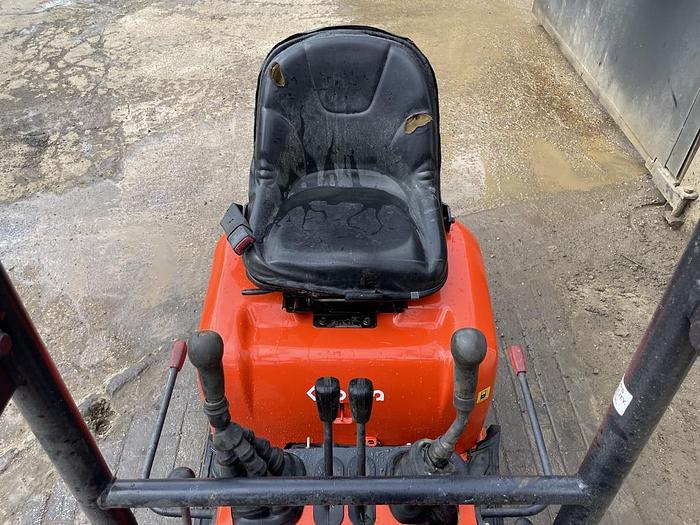 Used KUBOTA K008-3