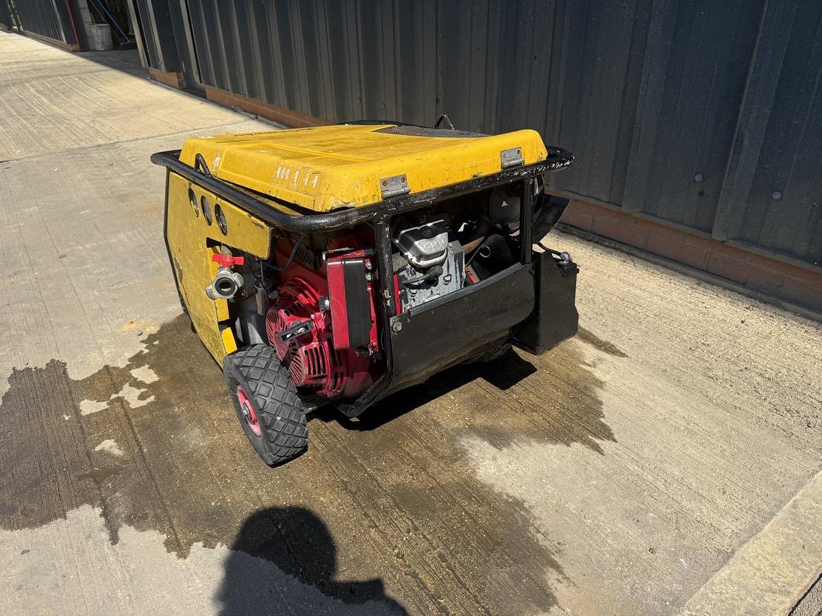 Used 2008 CompAir C14