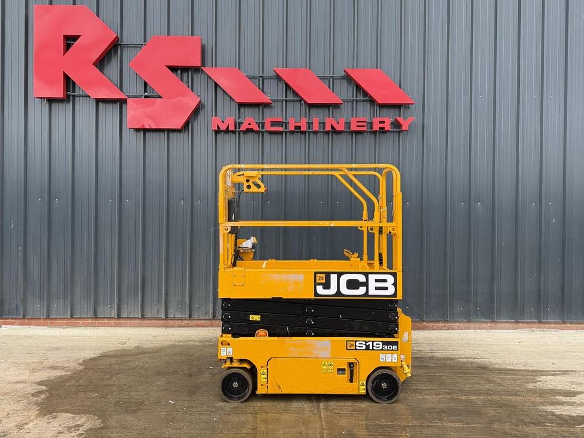 Used JCB S1930E 8m Electric Scissor Lift