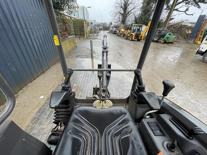 Used Volvo EC15D 1.6t Mini Excavator