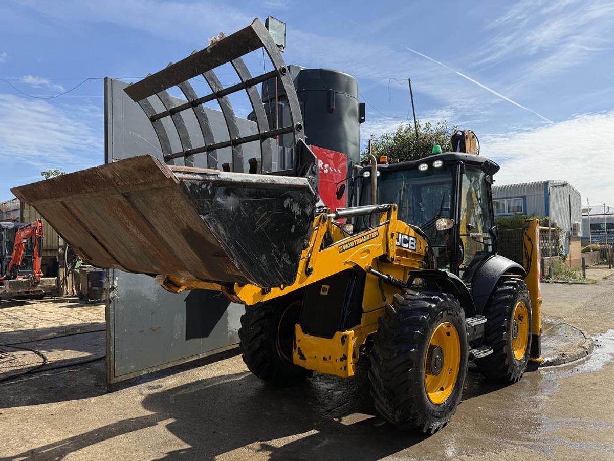 Used JCB 5CX Wastemaster Backhoe Loader