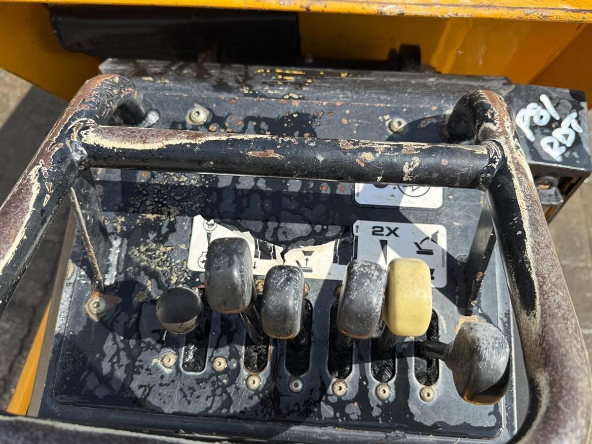 Used JCB Dumpster HTD5 Mini Dumper