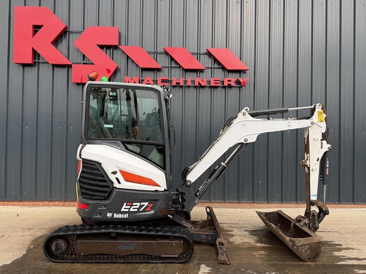 Used Bobcat E27Z 2.7t Mini Excavator