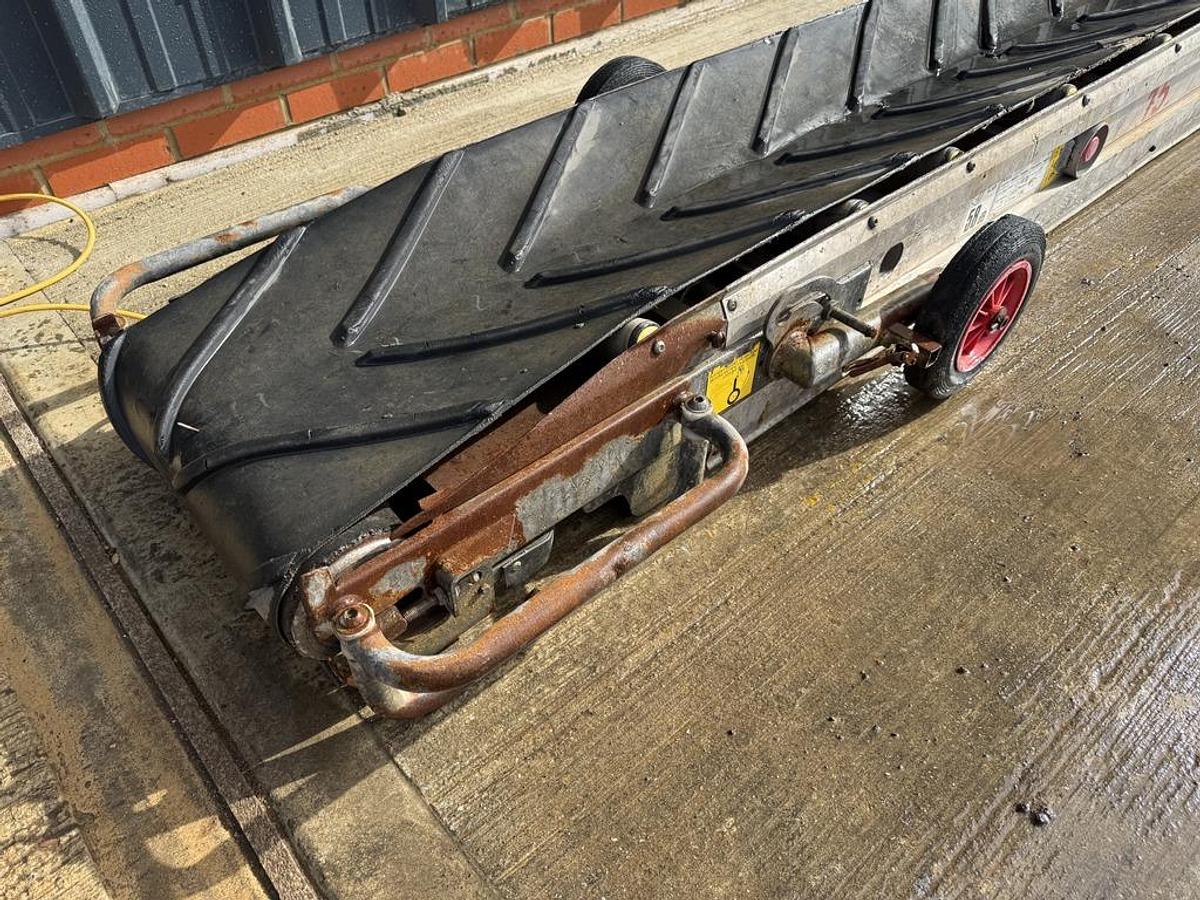 Used Shifta Conveyor 450 5.4m